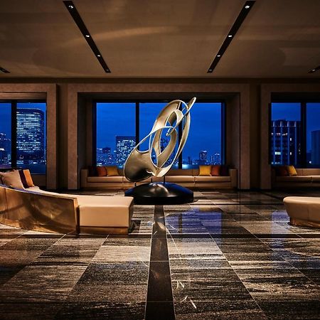 The Royal Park Hotel Iconic Osaka Midosuji Exterior photo The 39th floor of the hotel