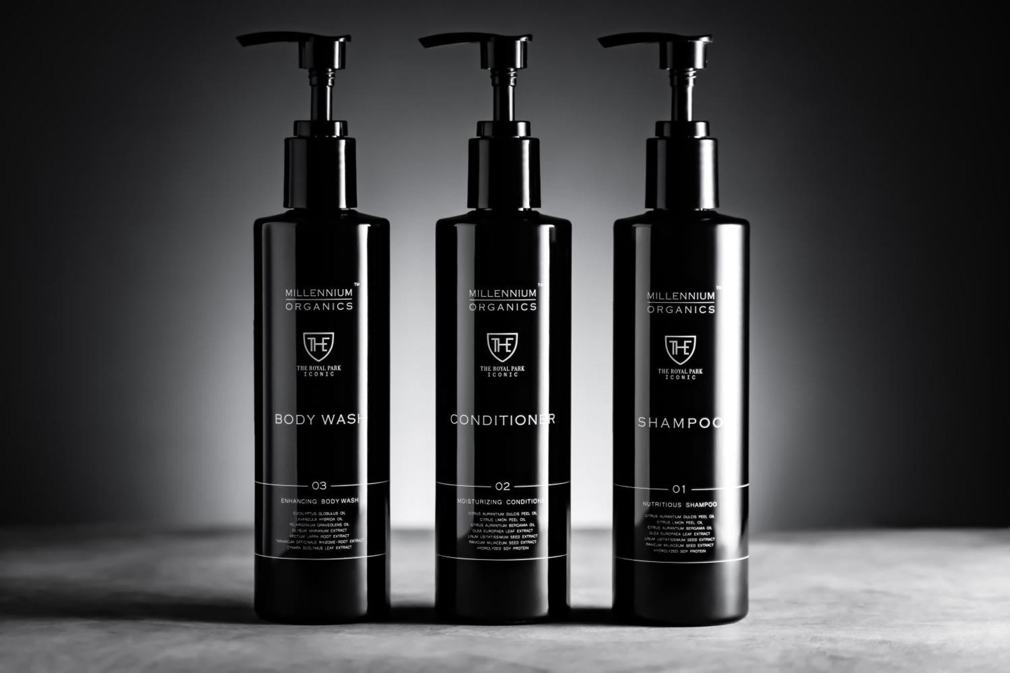 The Royal Park Hotel Iconic Osaka Midosuji Room photo The Grooming Lounge products