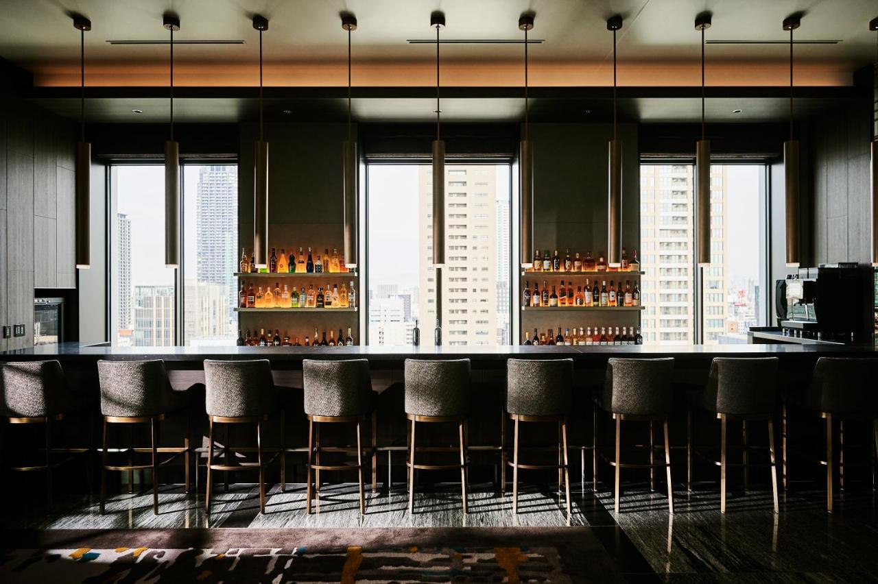The Royal Park Hotel Iconic Osaka Midosuji Exterior photo The bar at the 360° Lounge