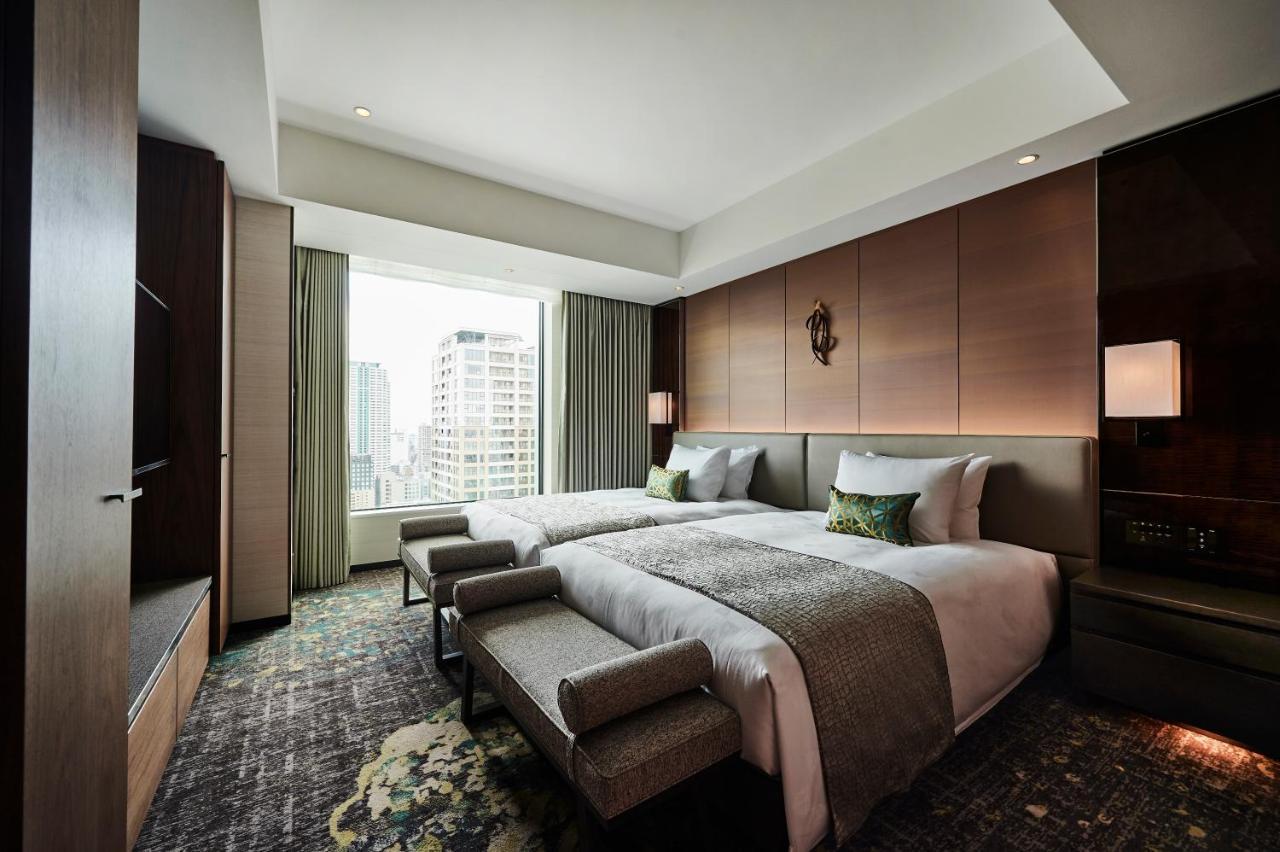 The Royal Park Hotel Iconic Osaka Midosuji Exterior photo Deluxe Twin